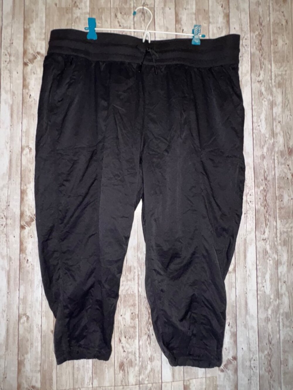 The North Face Aphrodite Motion 2X Black Capri Pants Drawstring Waist Activewear
